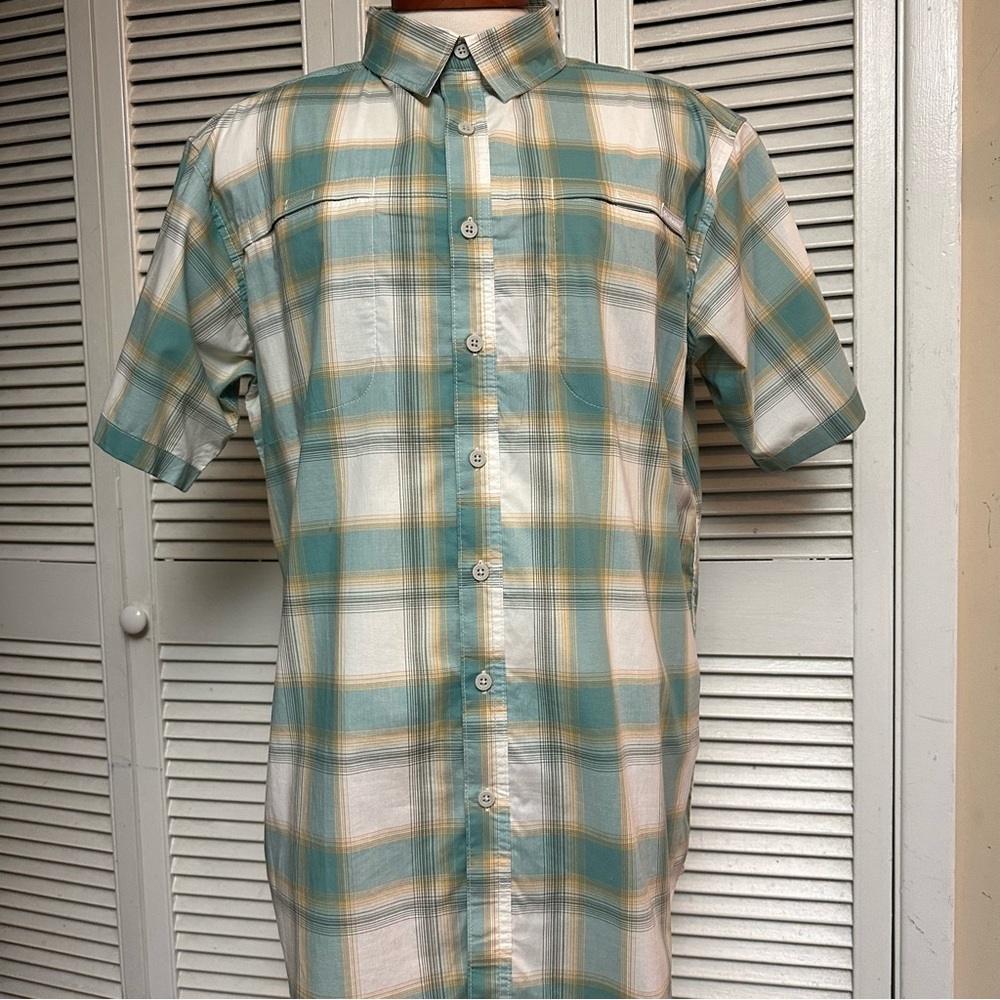 Columbia Size Large Tall Regular Fit Short Sleeve Plaid